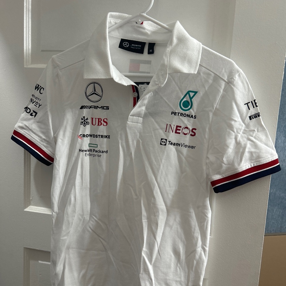 Mercedes AMG Petronas F1 Team Polo NWT